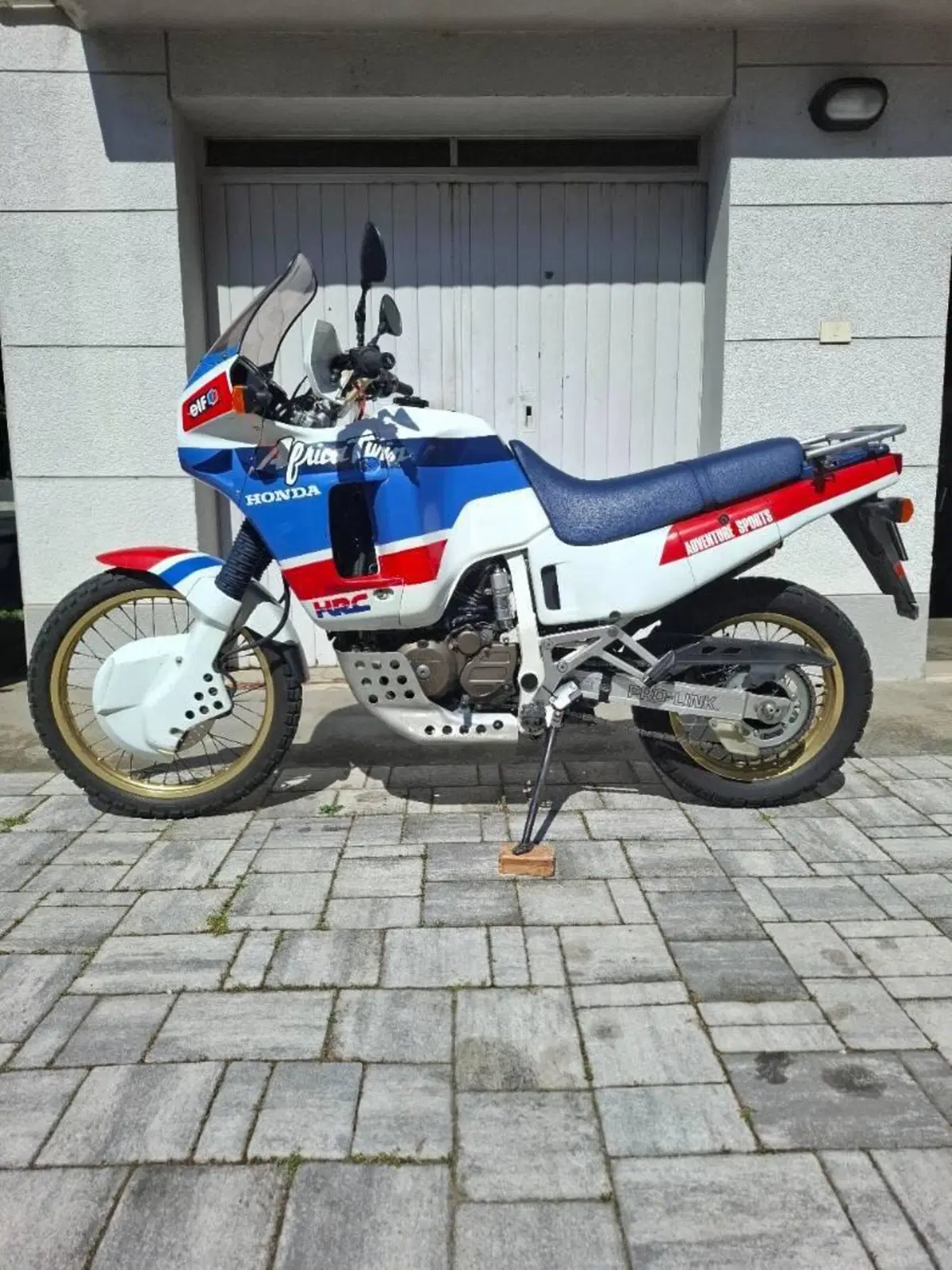 Honda AFRICA TWIN RD03 650  (2)