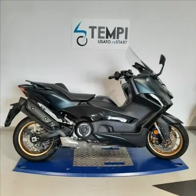 Yamaha T-Max 560 Tech Max (2022 - 24) usata