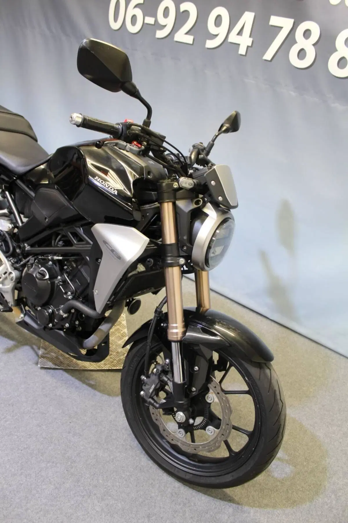Honda CB 300 R (2020 - 21) (8)