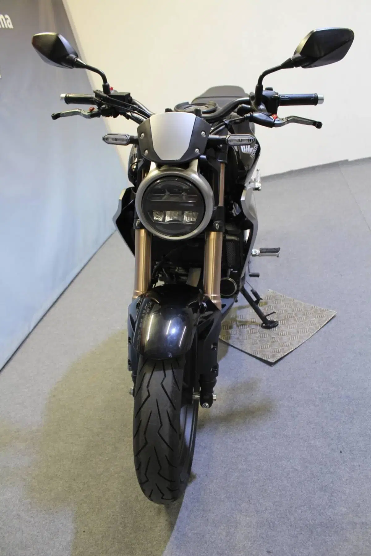 Honda CB 300 R (2020 - 21) (13)