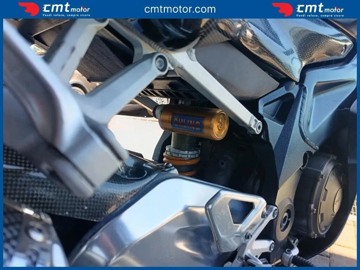 Aprilia RSV 1000 R Factory (2004 - 05) (6)