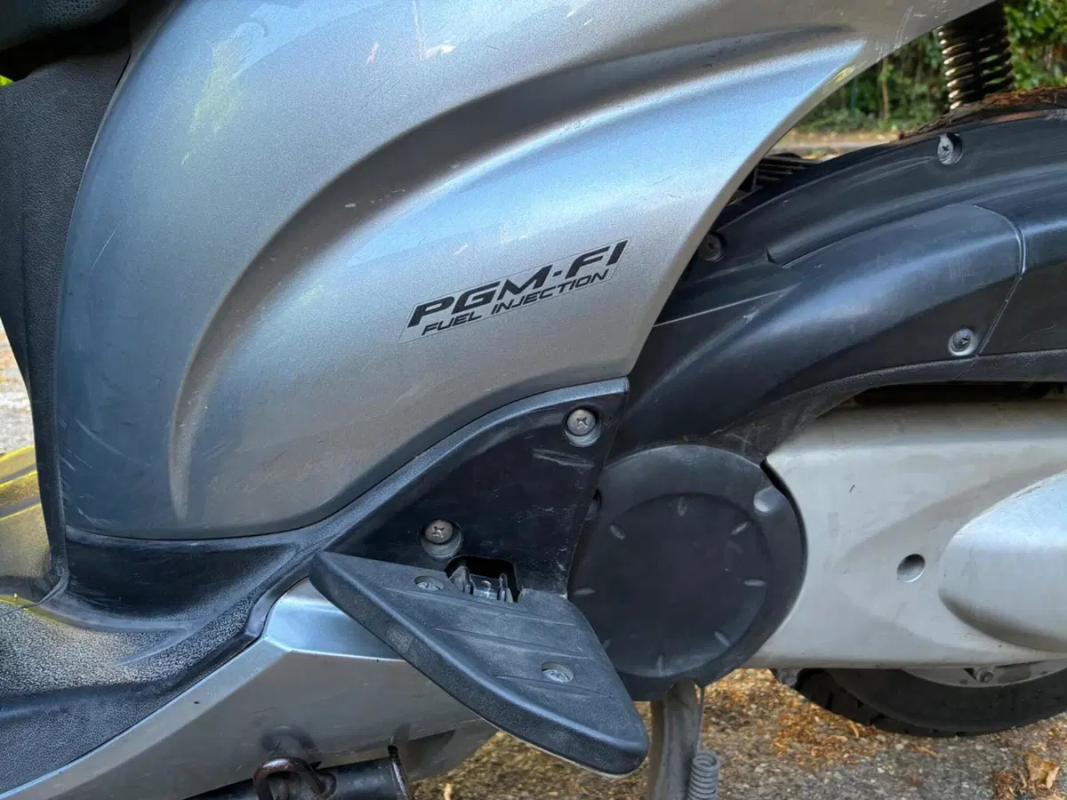 Honda SH 300 i (2006 - 10) (6)