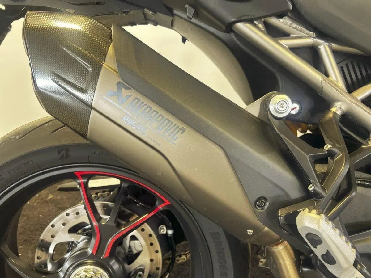 Ducati Multistrada V4 RS (2024 - 25) (10)