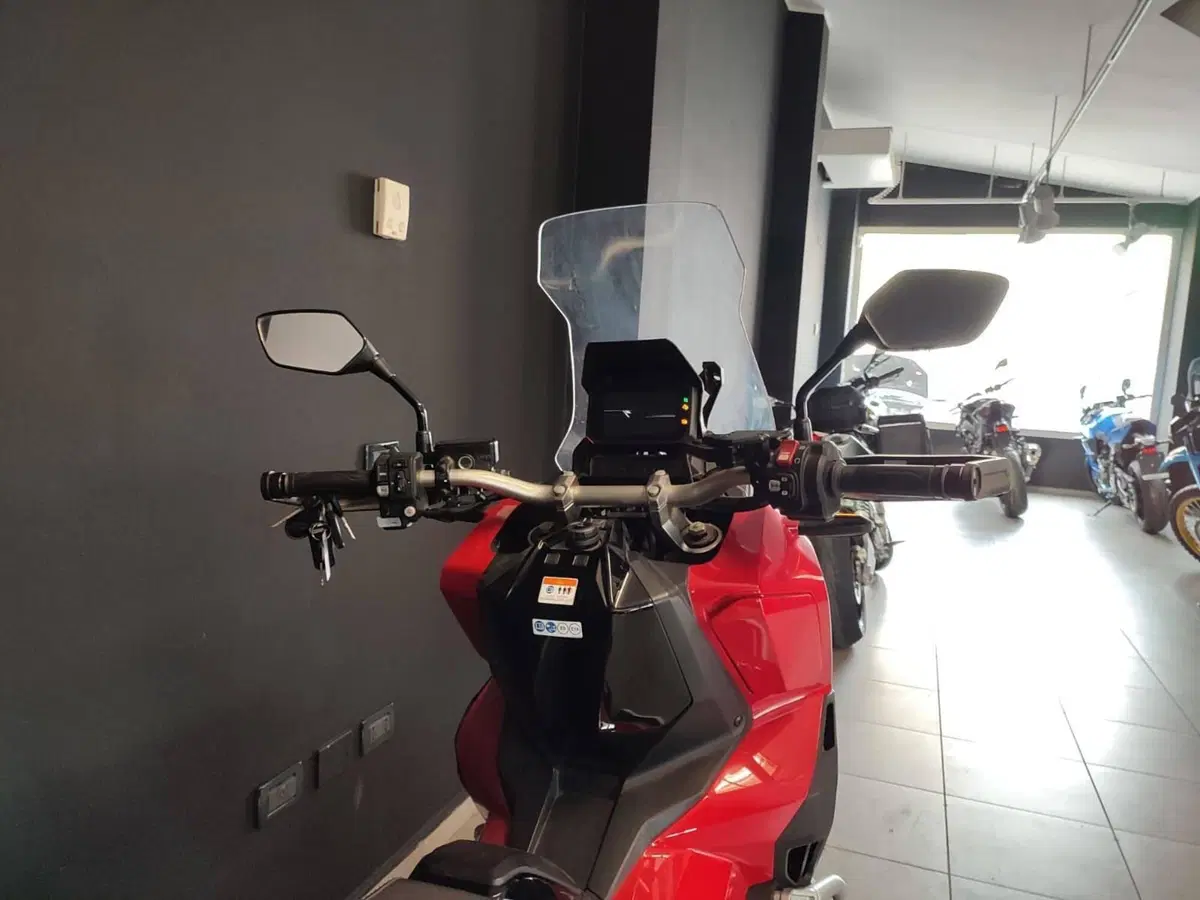 Honda X-ADV 750 DCT (2021 - 24) (7)