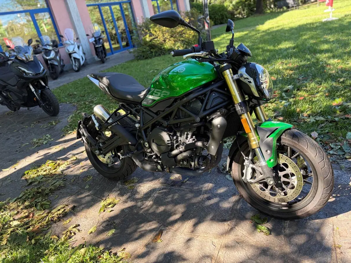 Benelli 752 S (2022 - 25) (3)