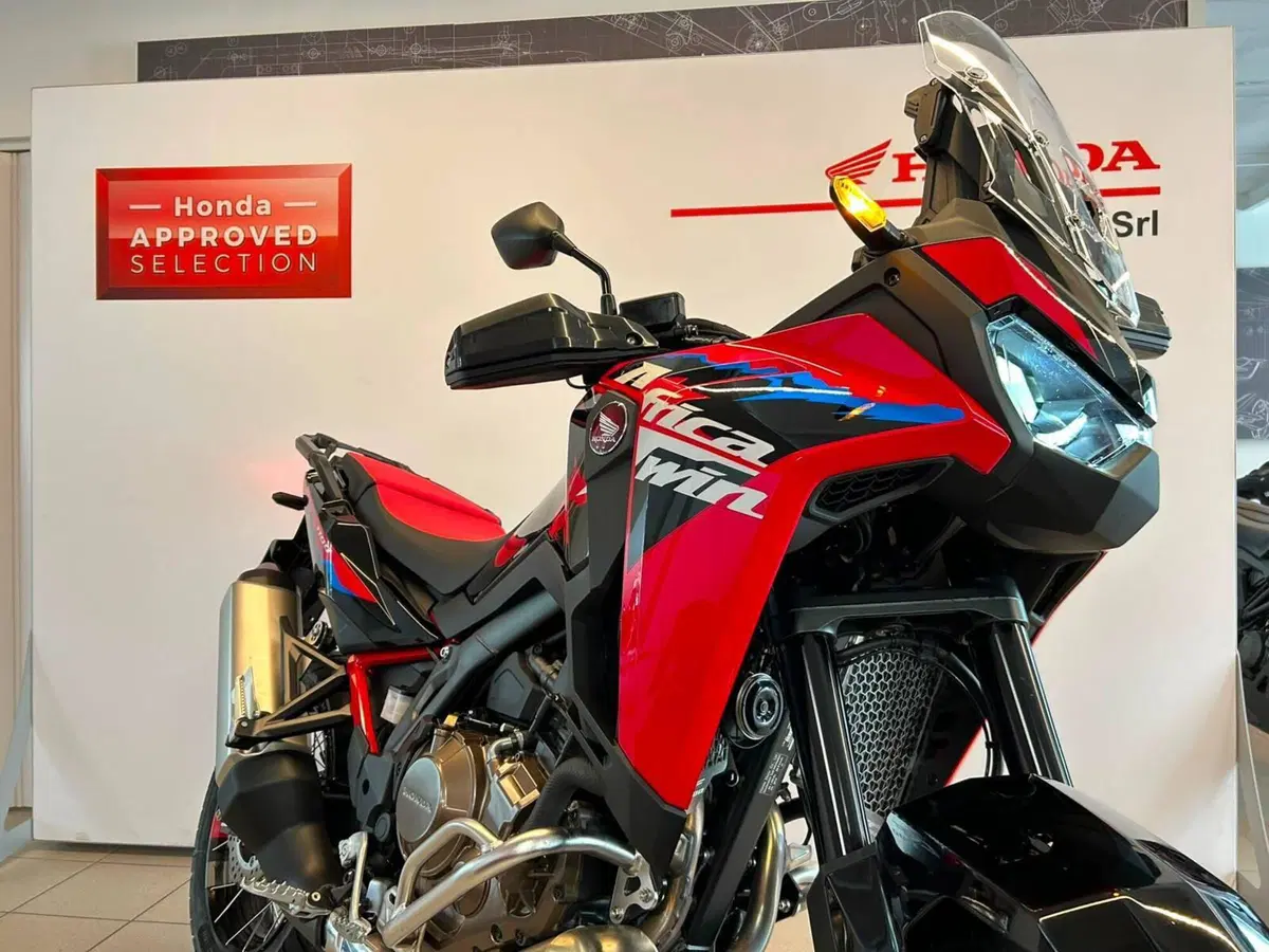 Honda Africa Twin CRF 1100L ES (2024 - 26) (2)