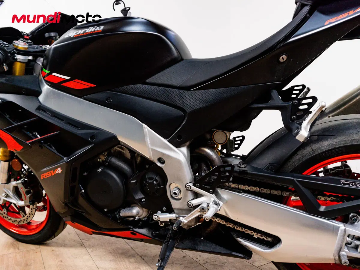 Aprilia RSV4 1100 (2025 - 26) (9)
