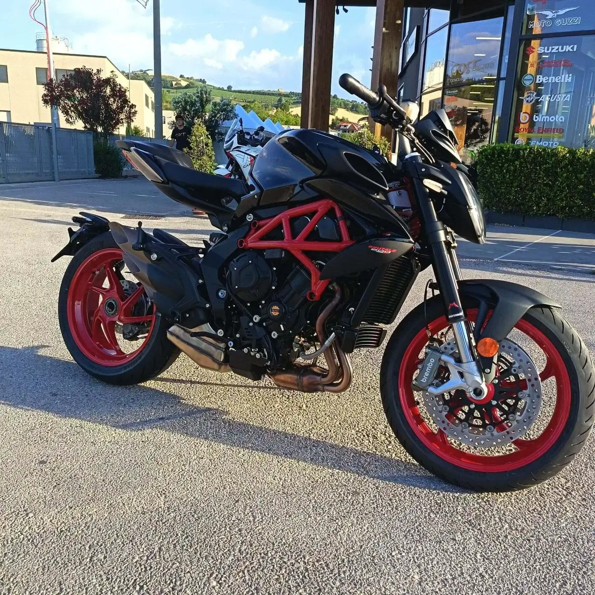 MV Agusta Brutale 800 (2026) (3)