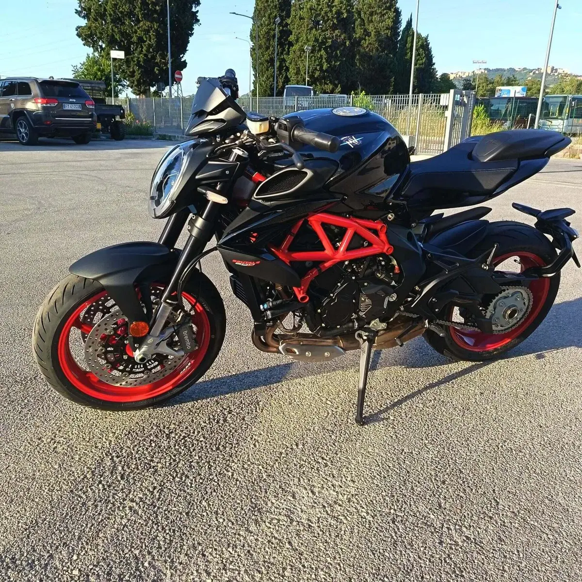 MV Agusta Brutale 800 (2026) (6)