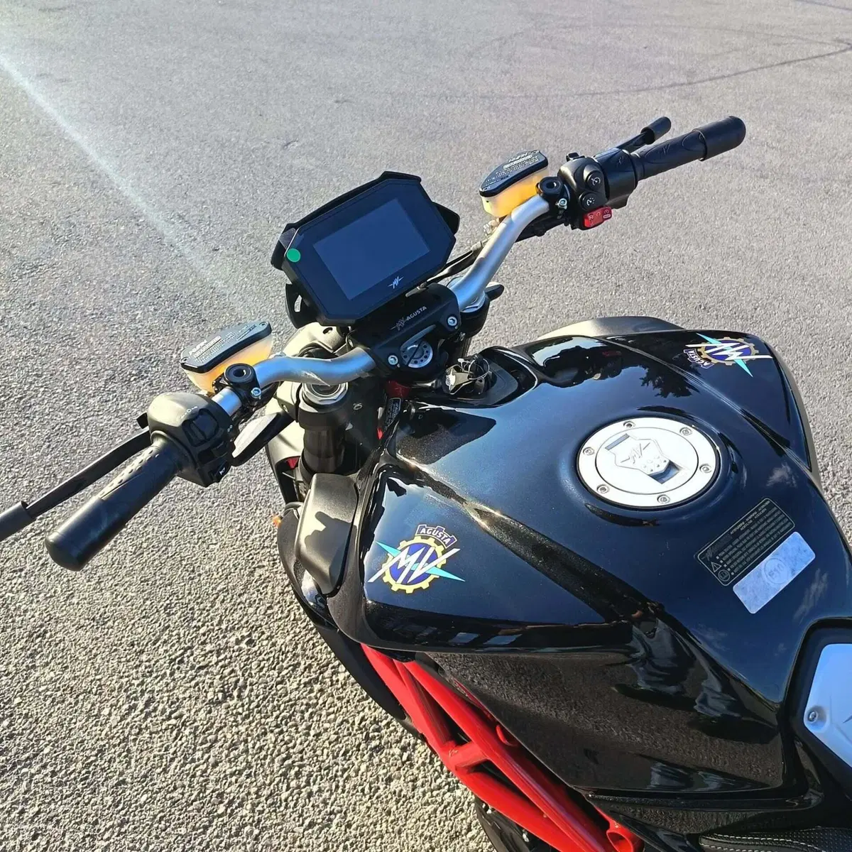 MV Agusta Brutale 800 (2026) (11)