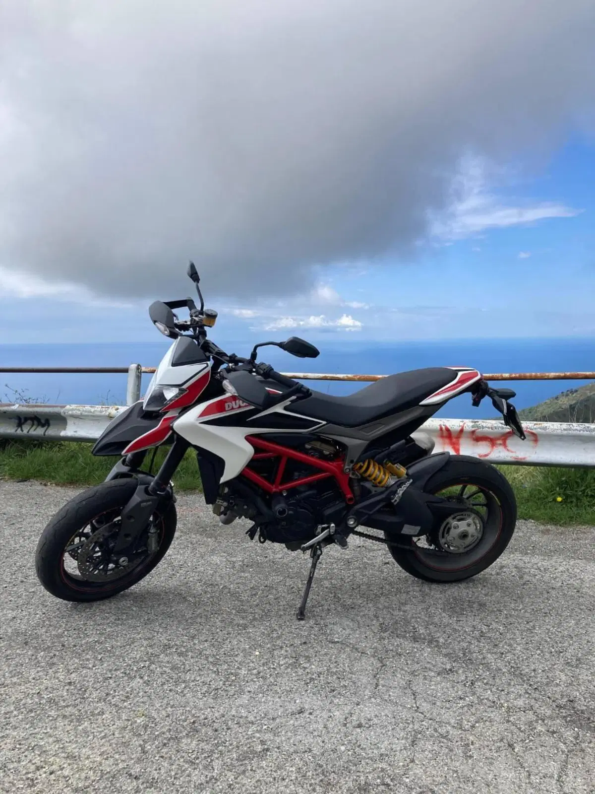 Ducati Hypermotard 821 SP (2013 - 15) (5)