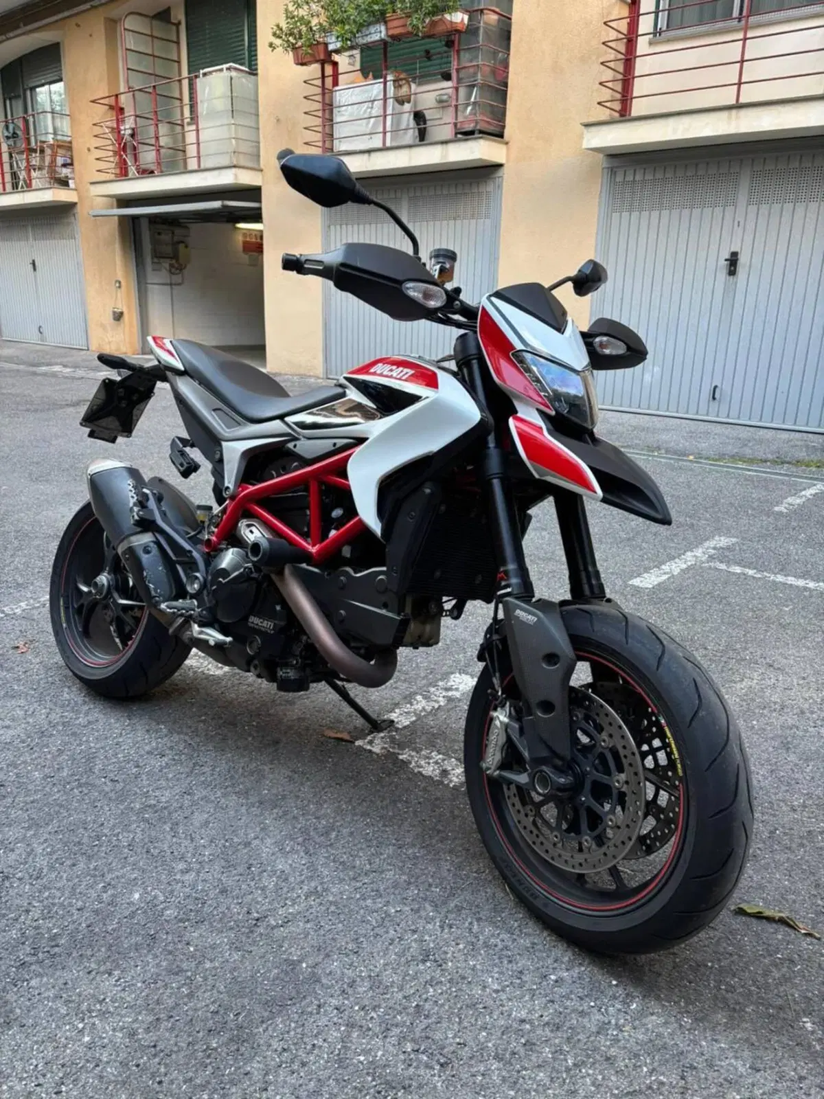 Ducati Hypermotard 821 SP (2013 - 15)