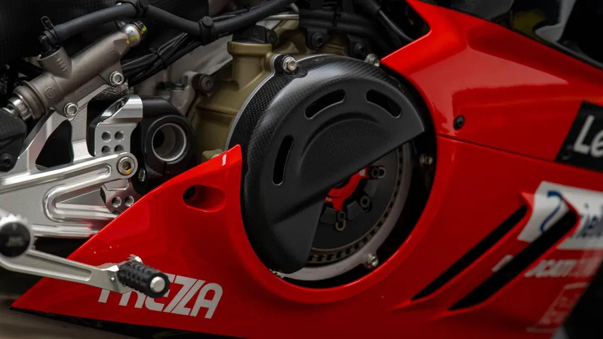 Ducati Panigale V4 Bautista 2022 World Champion Replica (2023) (18)