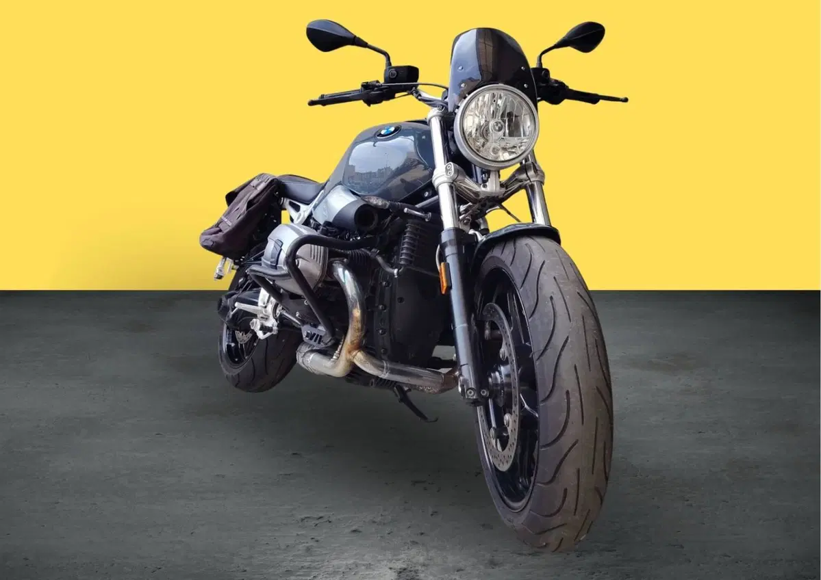 Bmw R nineT 1200 Pure (2017 - 20) (2)