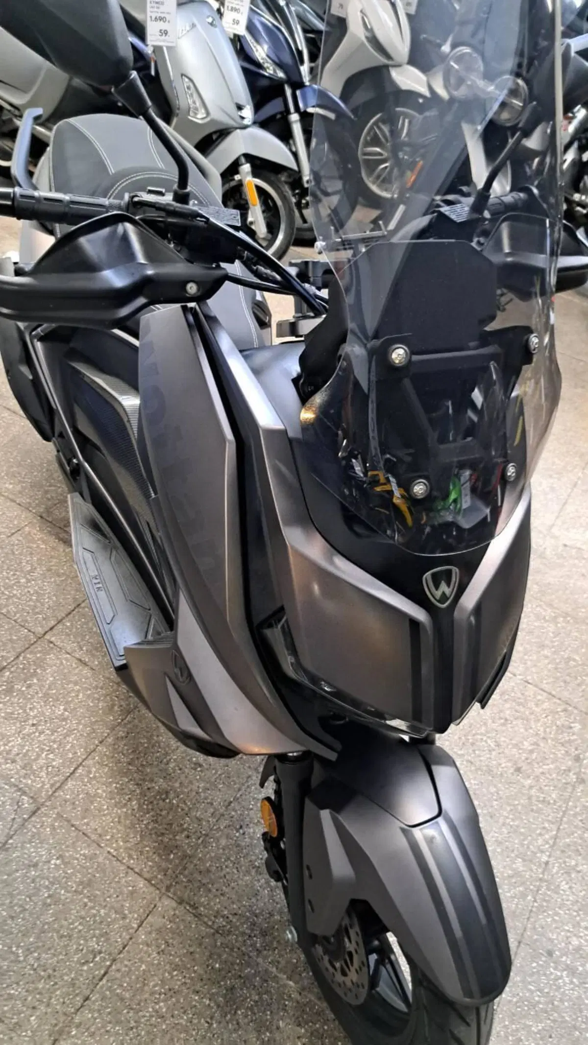Wottan Motor GT2 125 (2025 - 26) (5)