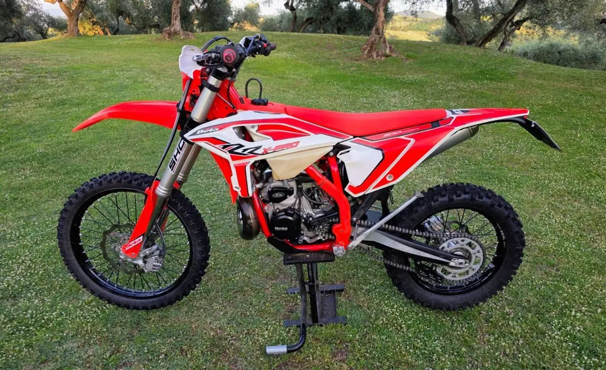 Betamotor RR X-PRO 300 2T Enduro (2025) (6)