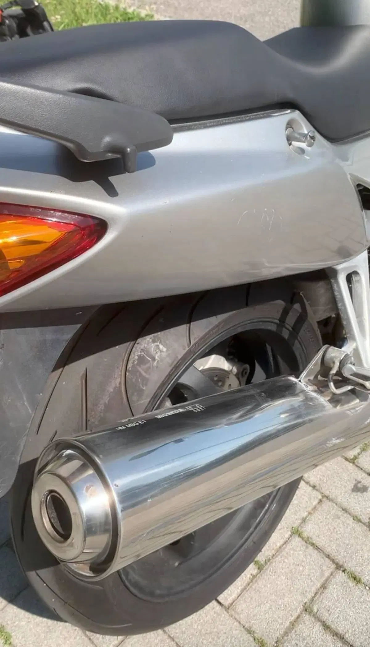 Honda VFR 800 (1998 - 01) (7)