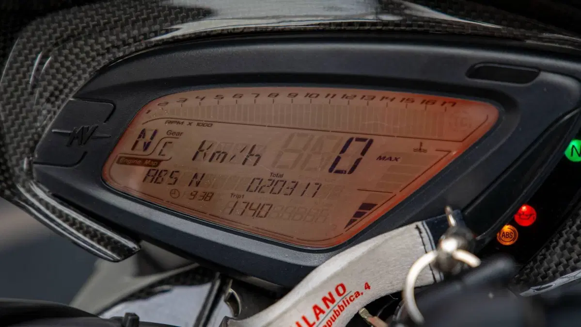 MV Agusta Brutale 800 EAS ABS (2012 - 15) (18)
