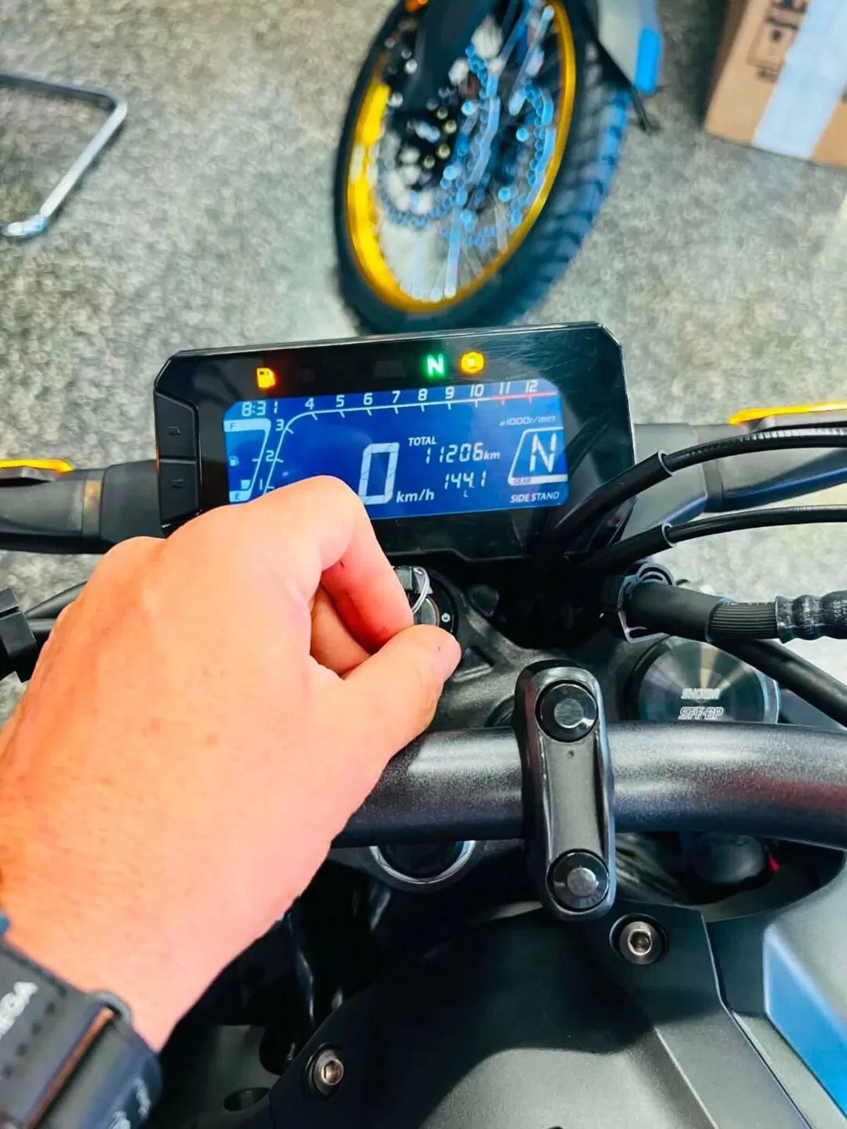 Honda CB 300 R (2022 - 26) (9)