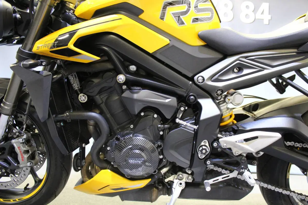 Triumph Street Triple 765 RS (2023 - 26) (16)