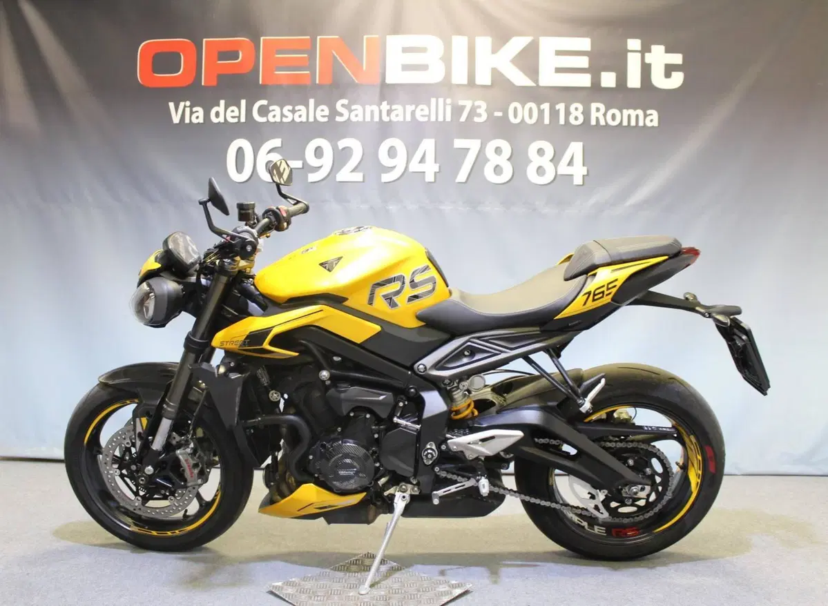 Triumph Street Triple 765 RS (2023 - 26) (2)