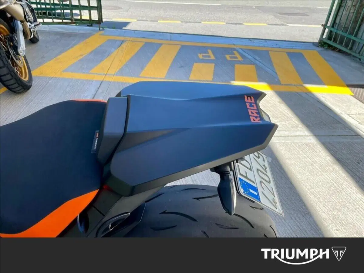 KTM 1290 Super Duke R (2022 - 23) (9)