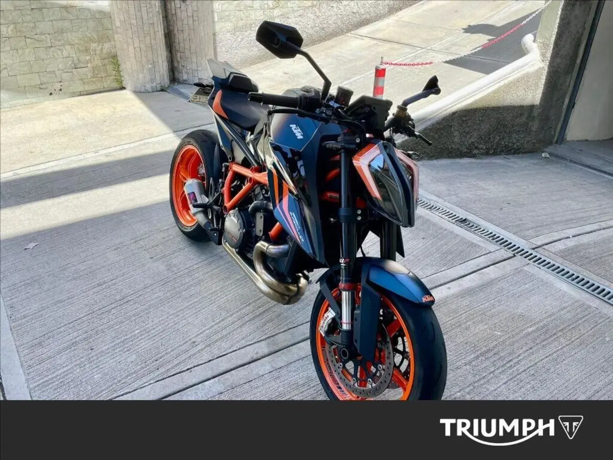 KTM 1290 Super Duke R (2022 - 23) (3)
