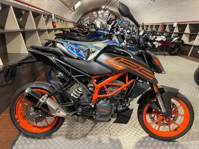 KTM 125 Duke (2021 - 23) usata