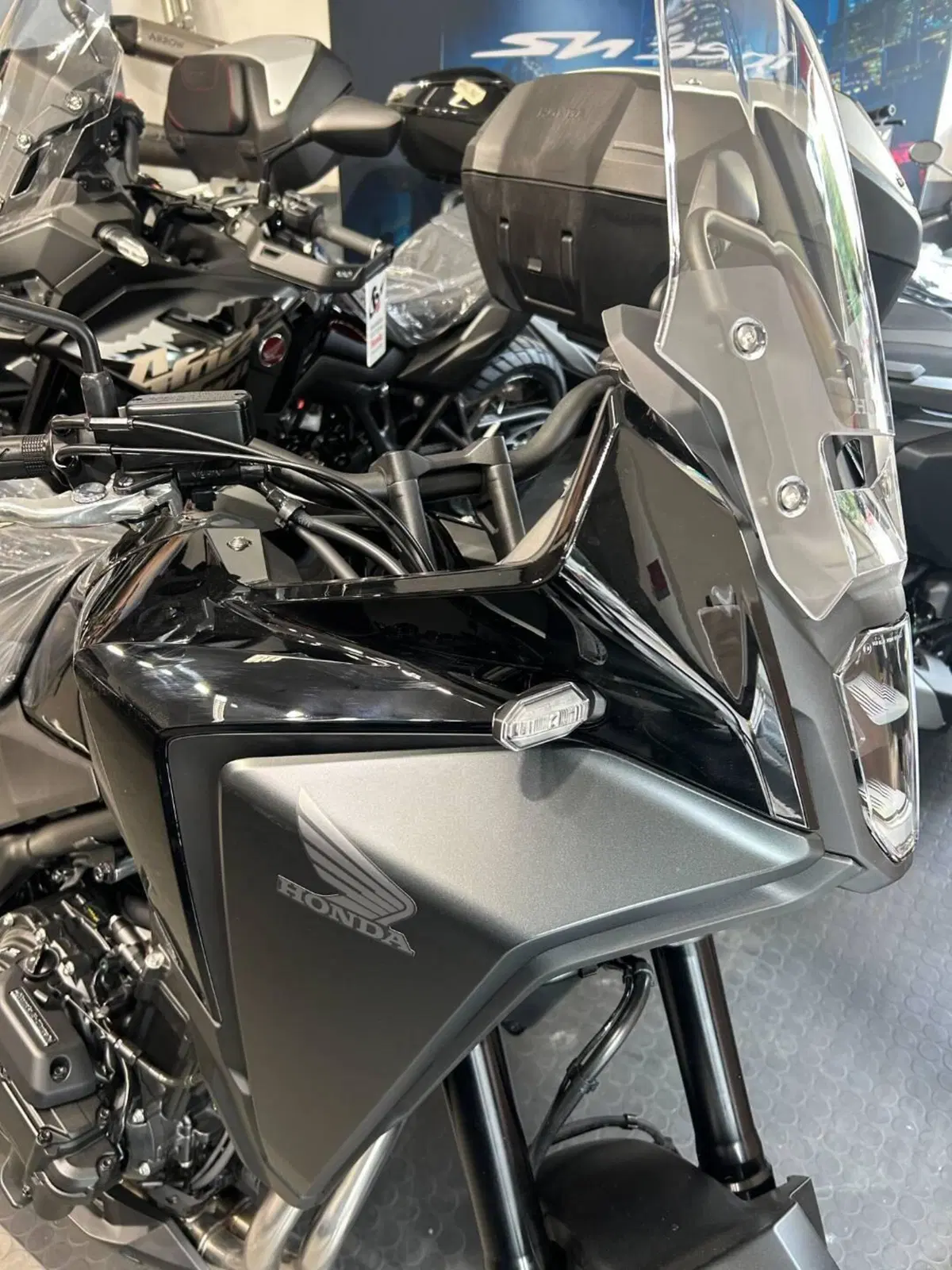 Honda NX500 (2026) (2)