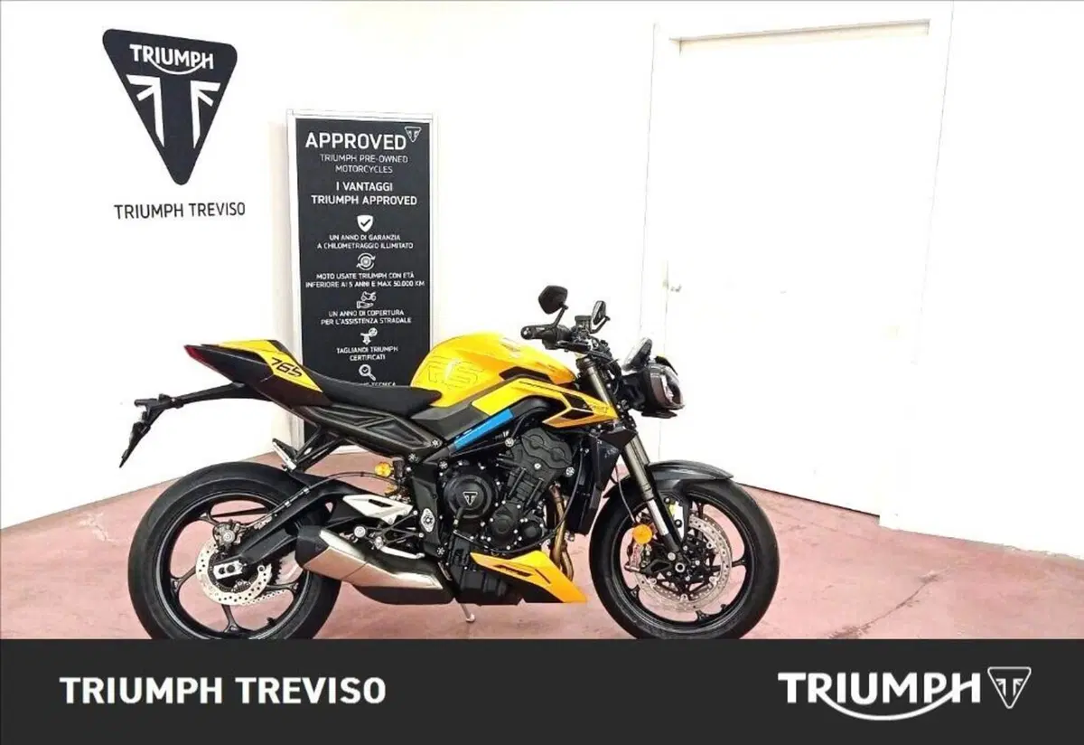 Triumph Street Triple 765 RS (2023 - 26) (2)