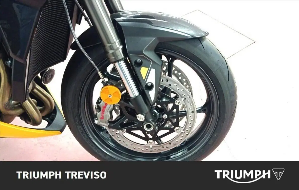 Triumph Street Triple 765 RS (2023 - 26) (3)