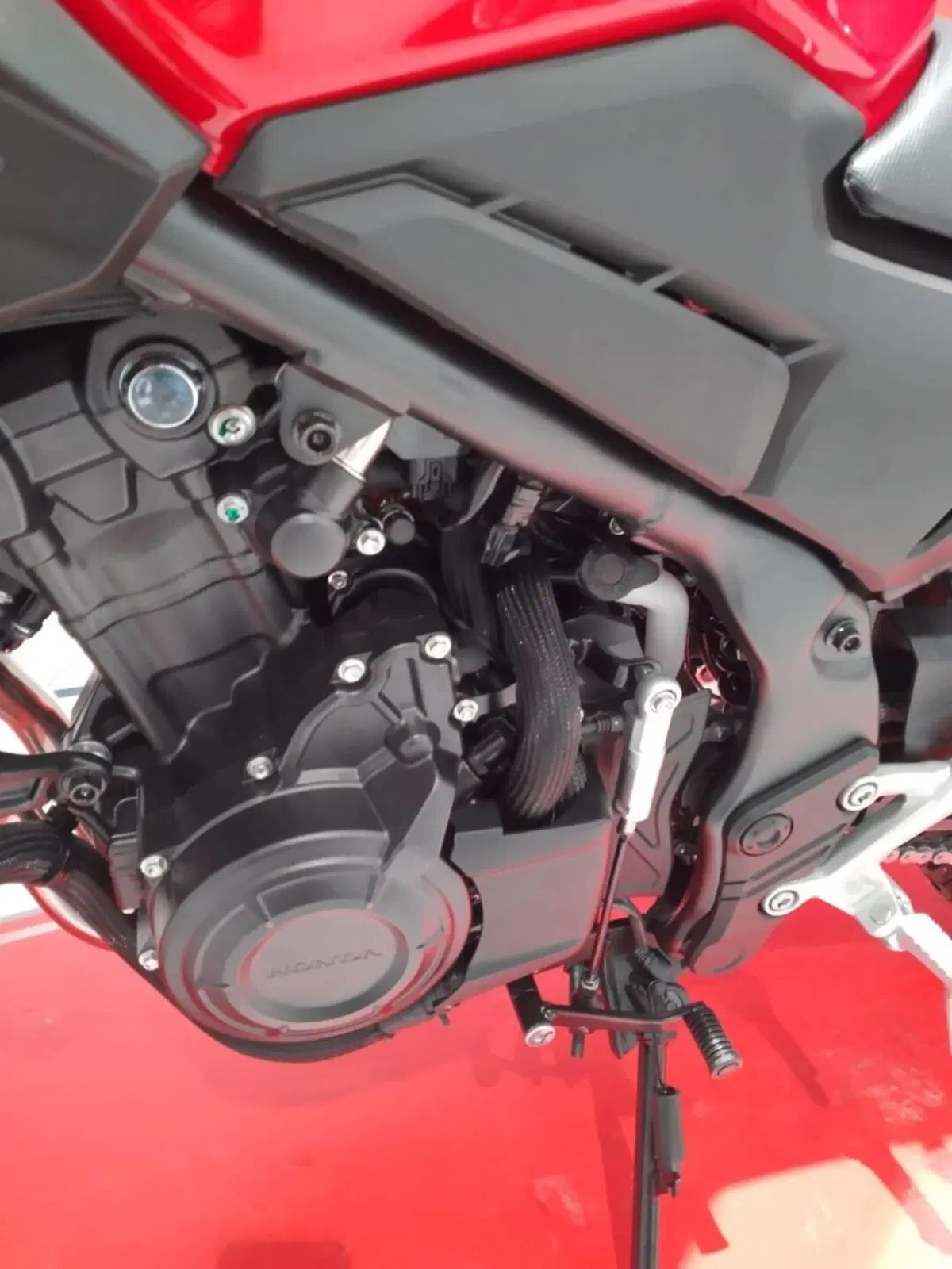 Honda CB 500 Hornet (2026) (11)