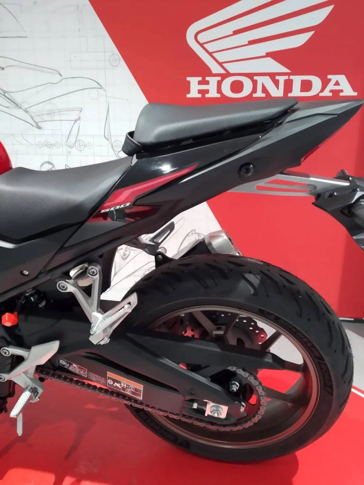 Honda CB 500 Hornet (2026) (12)