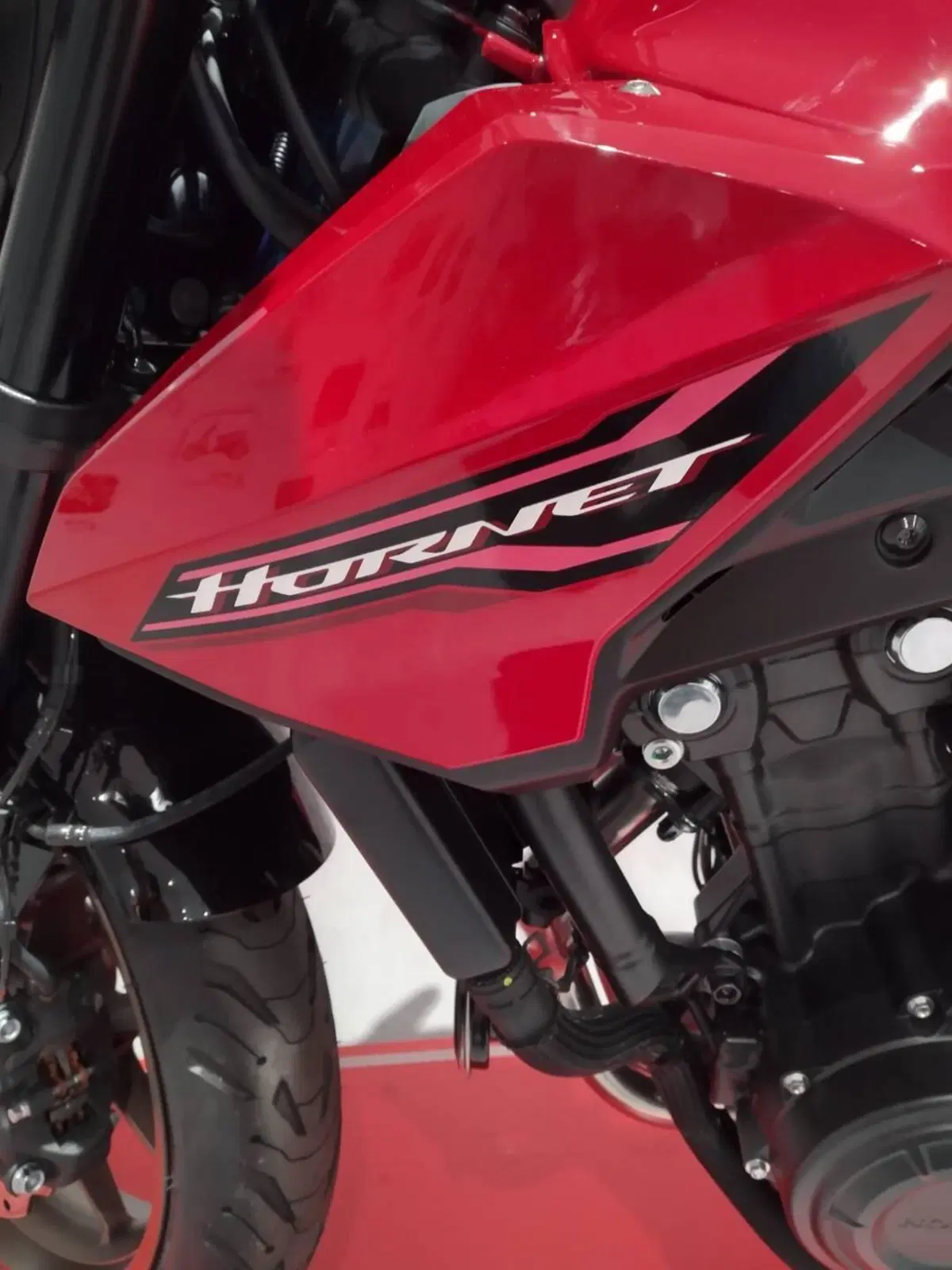 Honda CB 500 Hornet (2026) (13)