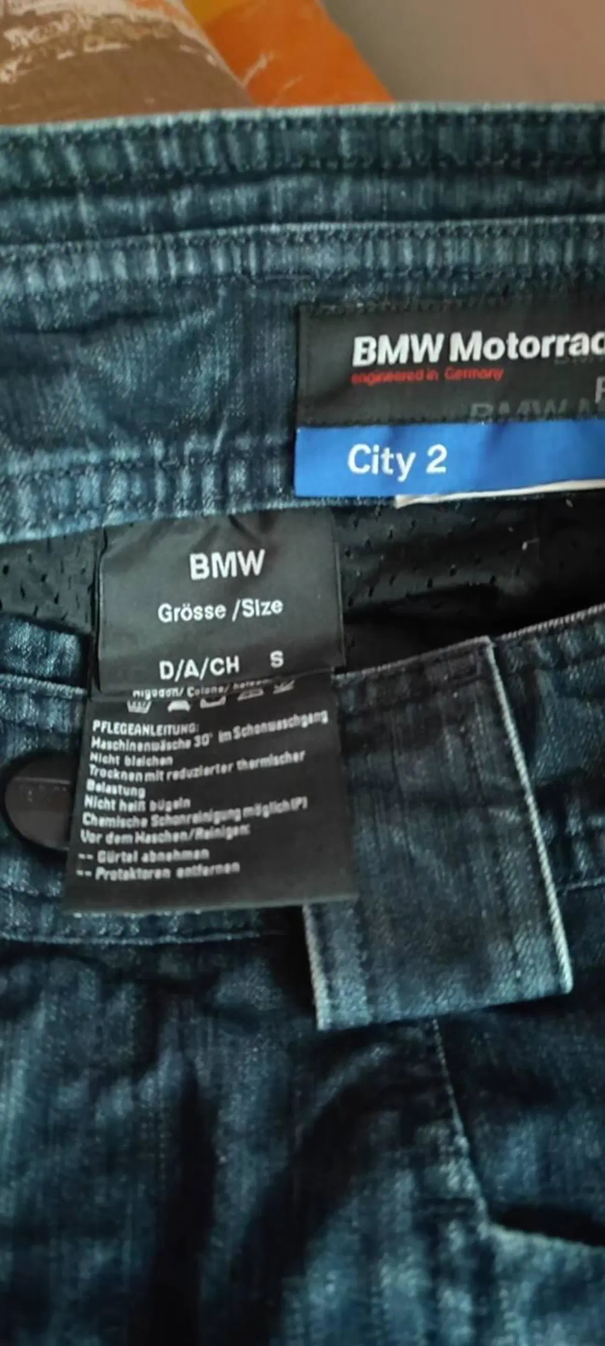 Pantaloni donna BMW (4)