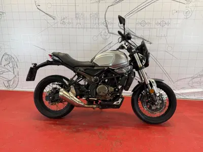 Voge Trofeo 300ACX Scrambler (2021 - 26) usata