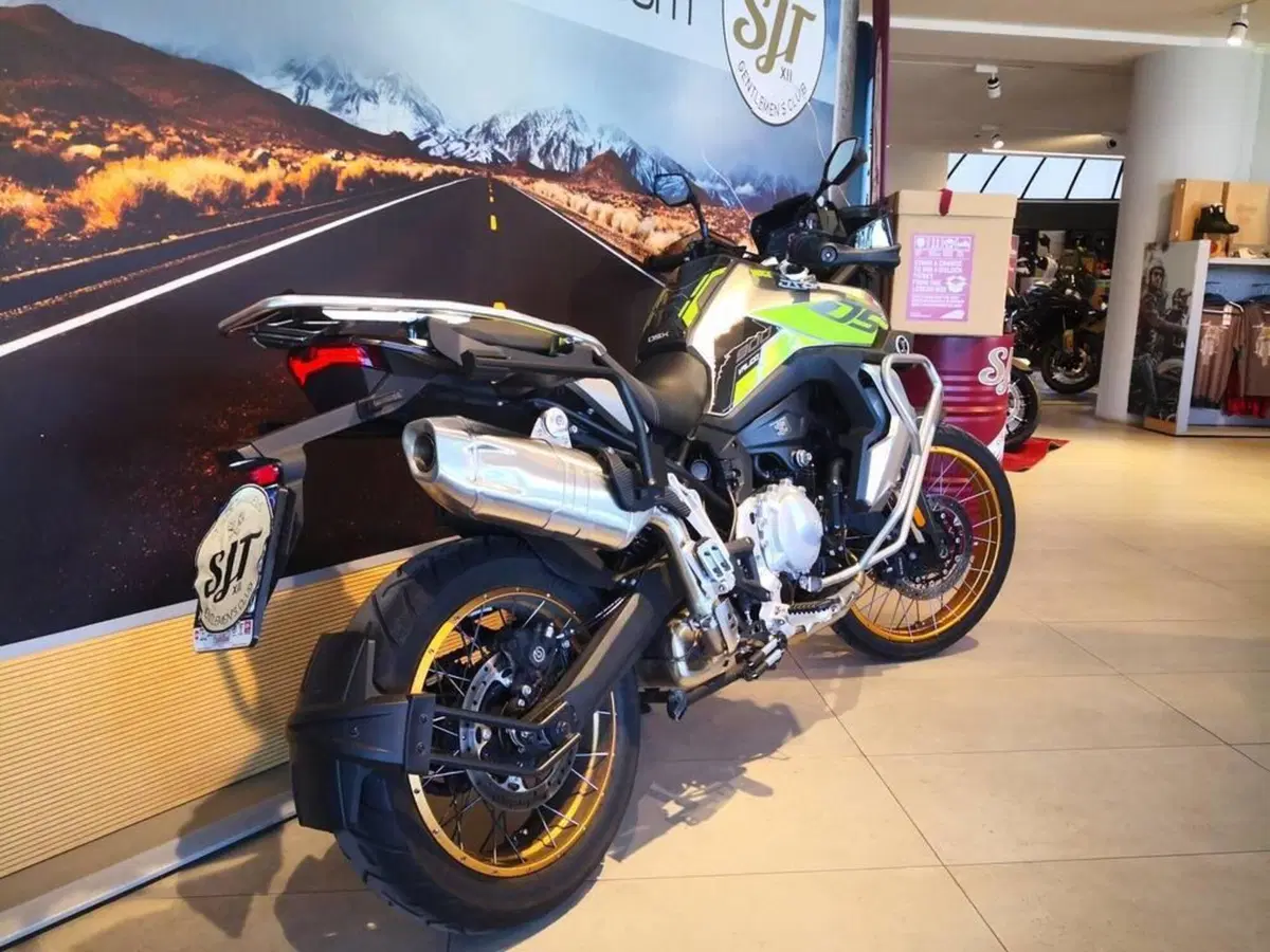 Voge Valico 900DSX (2024 - 26) (6)
