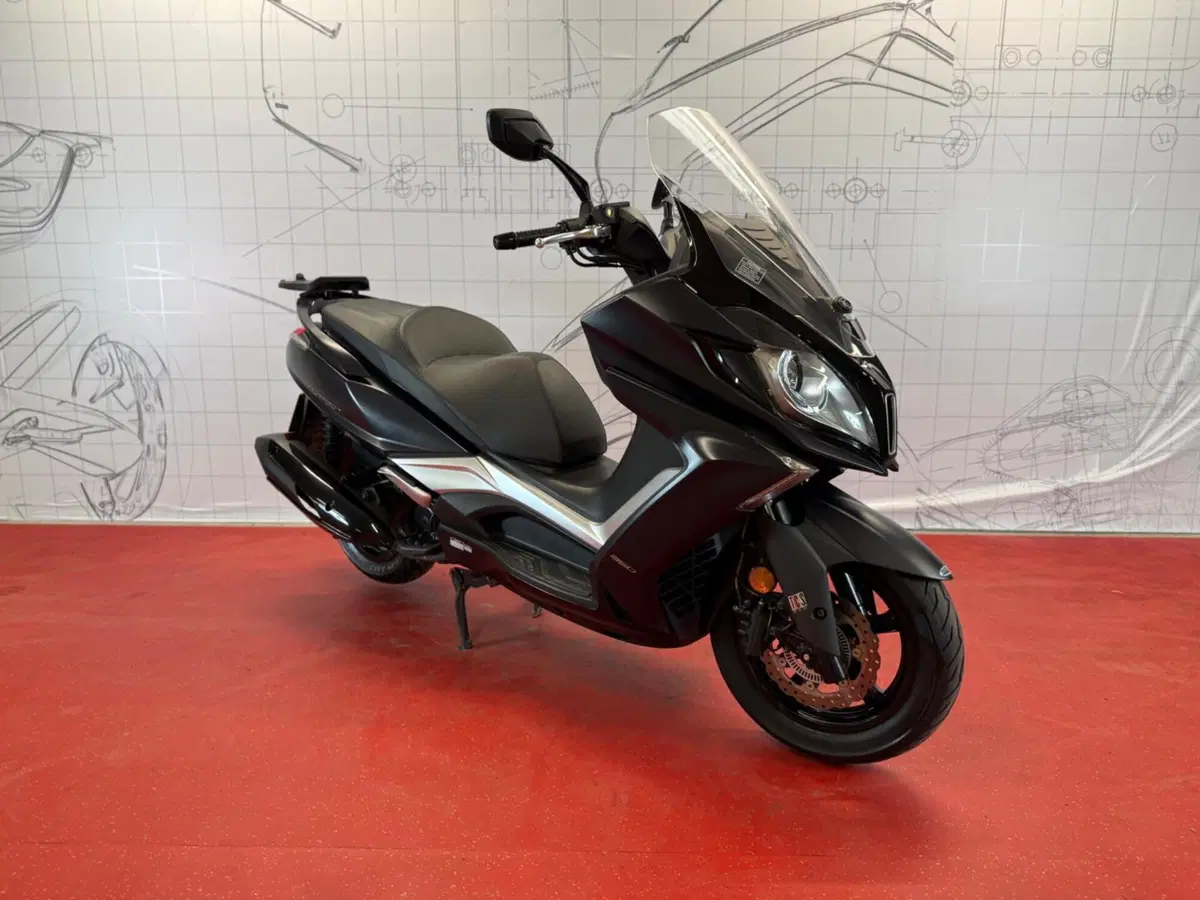 Kymco Downtown 350i TCS (2021 - 25) (2)