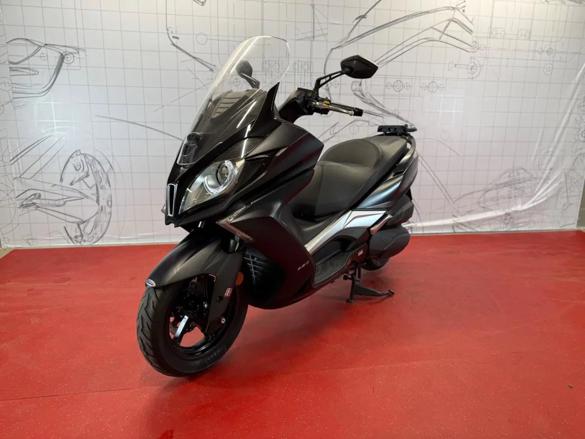 Kymco Downtown 350i TCS (2021 - 25) (5)