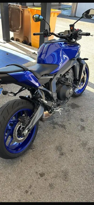 Yamaha MT-09 Y-AMT (2024 - 26) usata