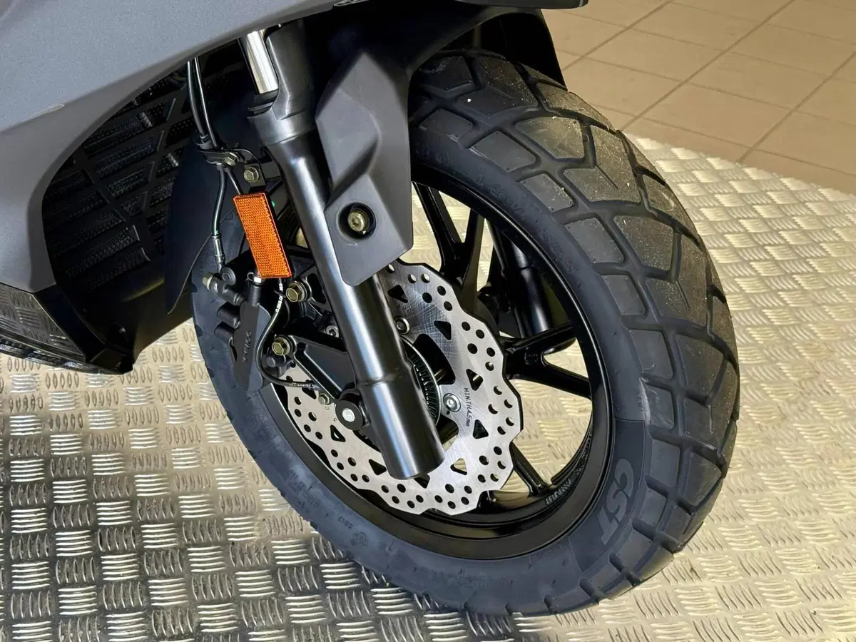 Kymco DTX 360 350 (2022 - 26) (9)