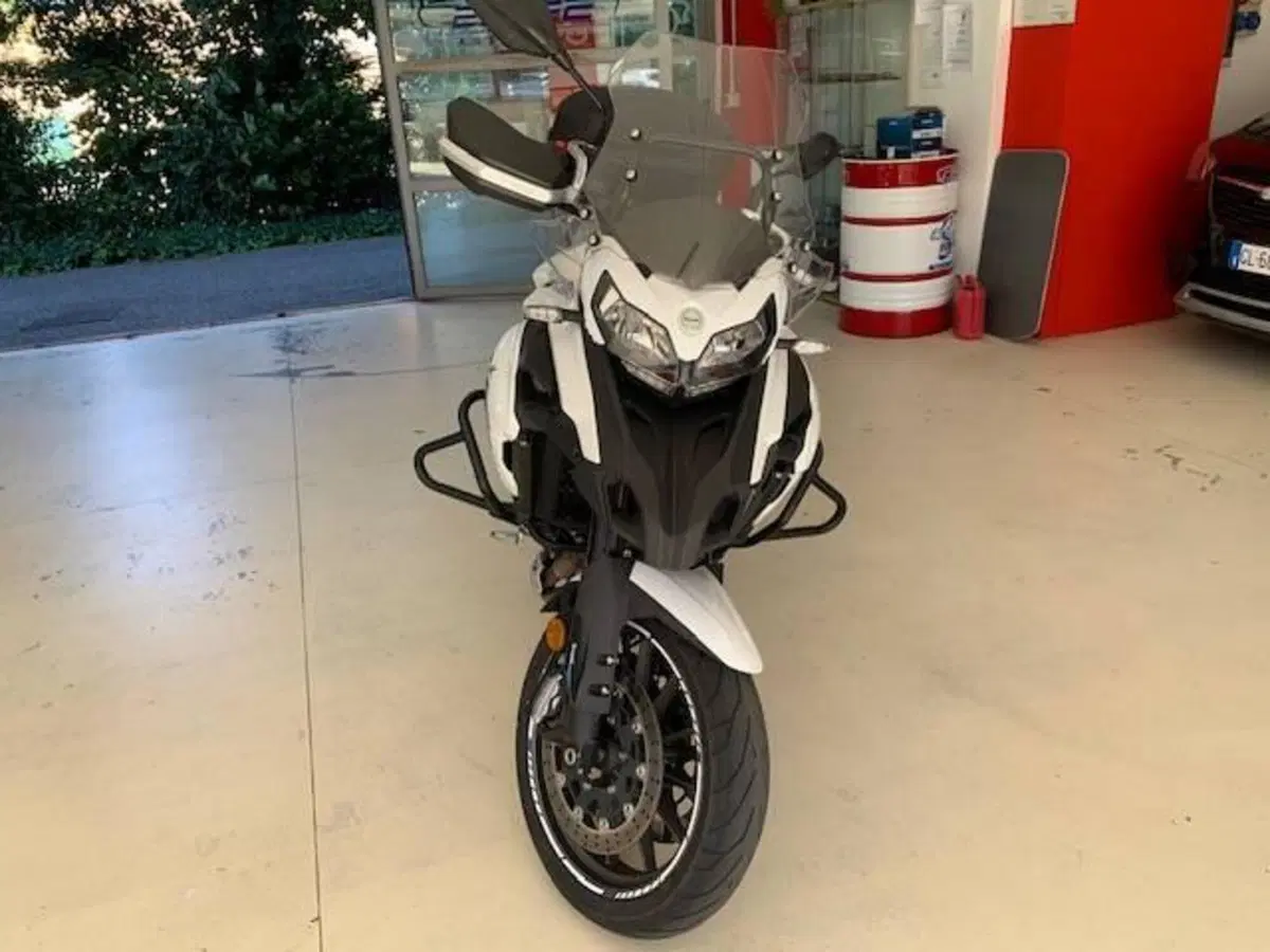 Benelli TRK 502 (2021 - 25) (2)