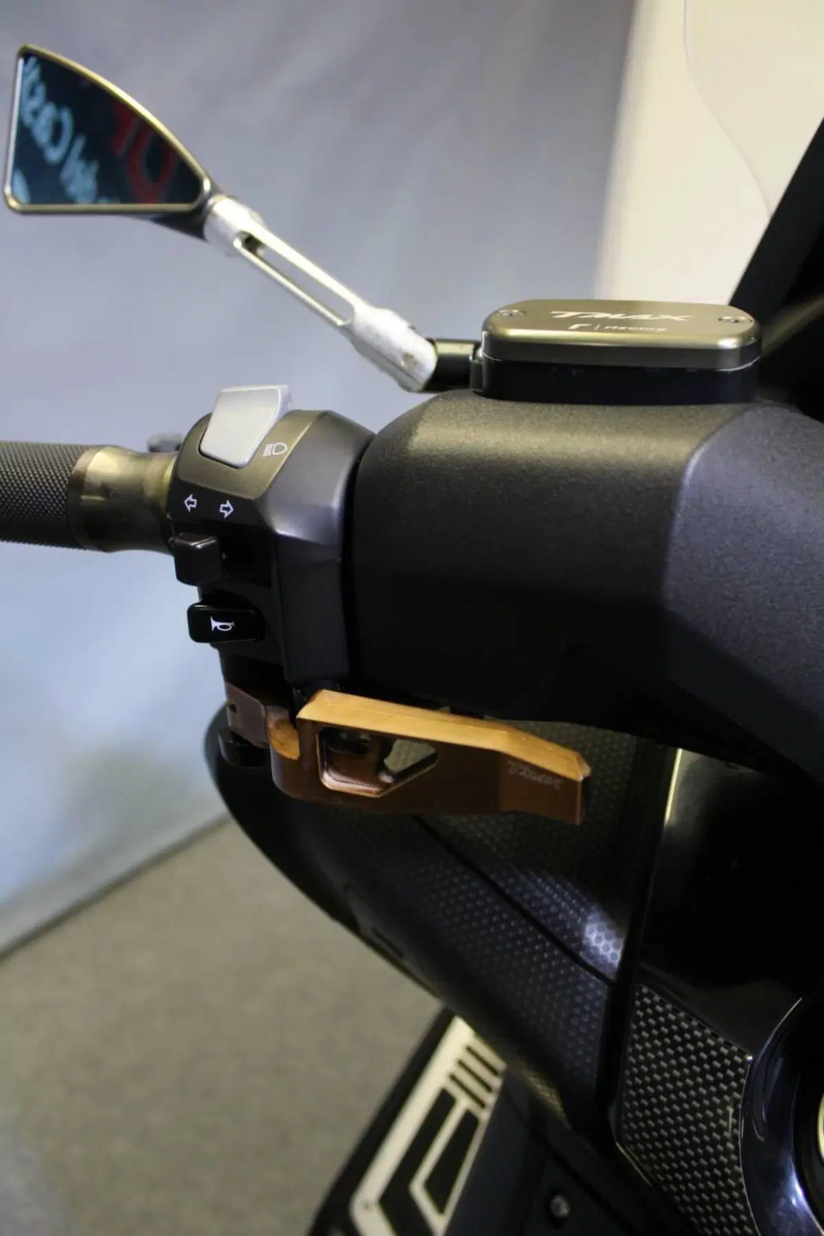 Yamaha T-Max 530 (2015 - 16) (10)
