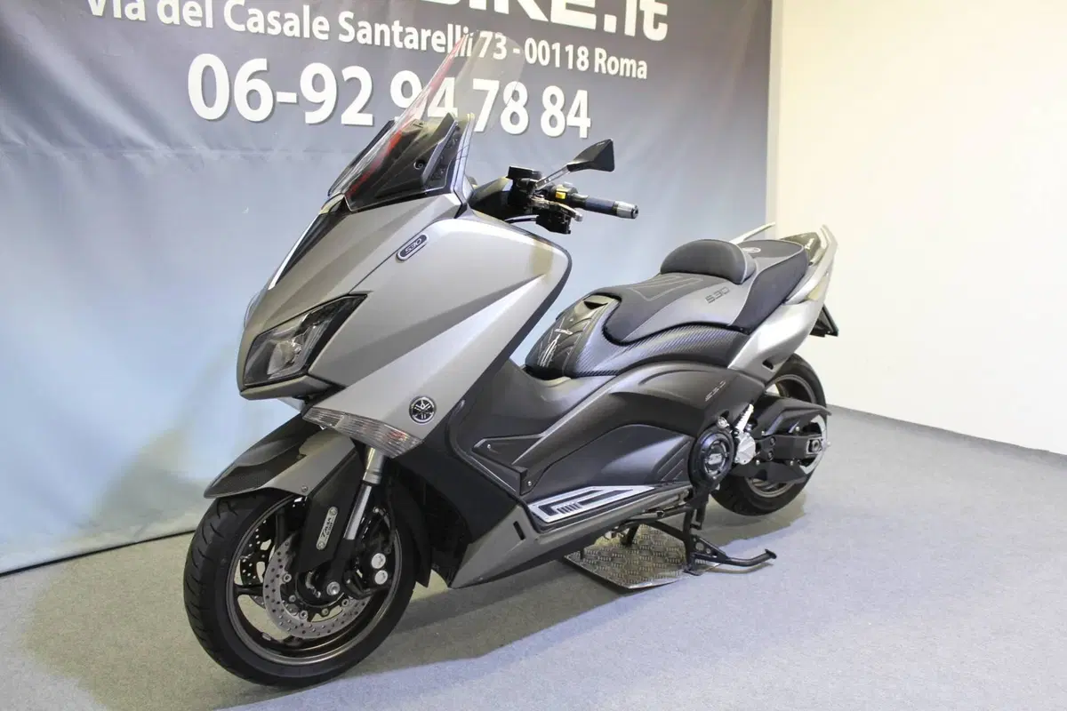 Yamaha T-Max 530 (2015 - 16) (12)