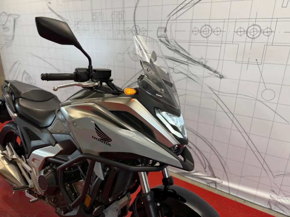 Honda NC 750 X (2021 - 24) (9)