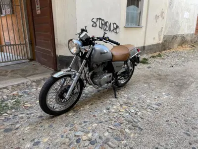 Suzuki TU 250 XX Super Classic (1996 - 00) usata