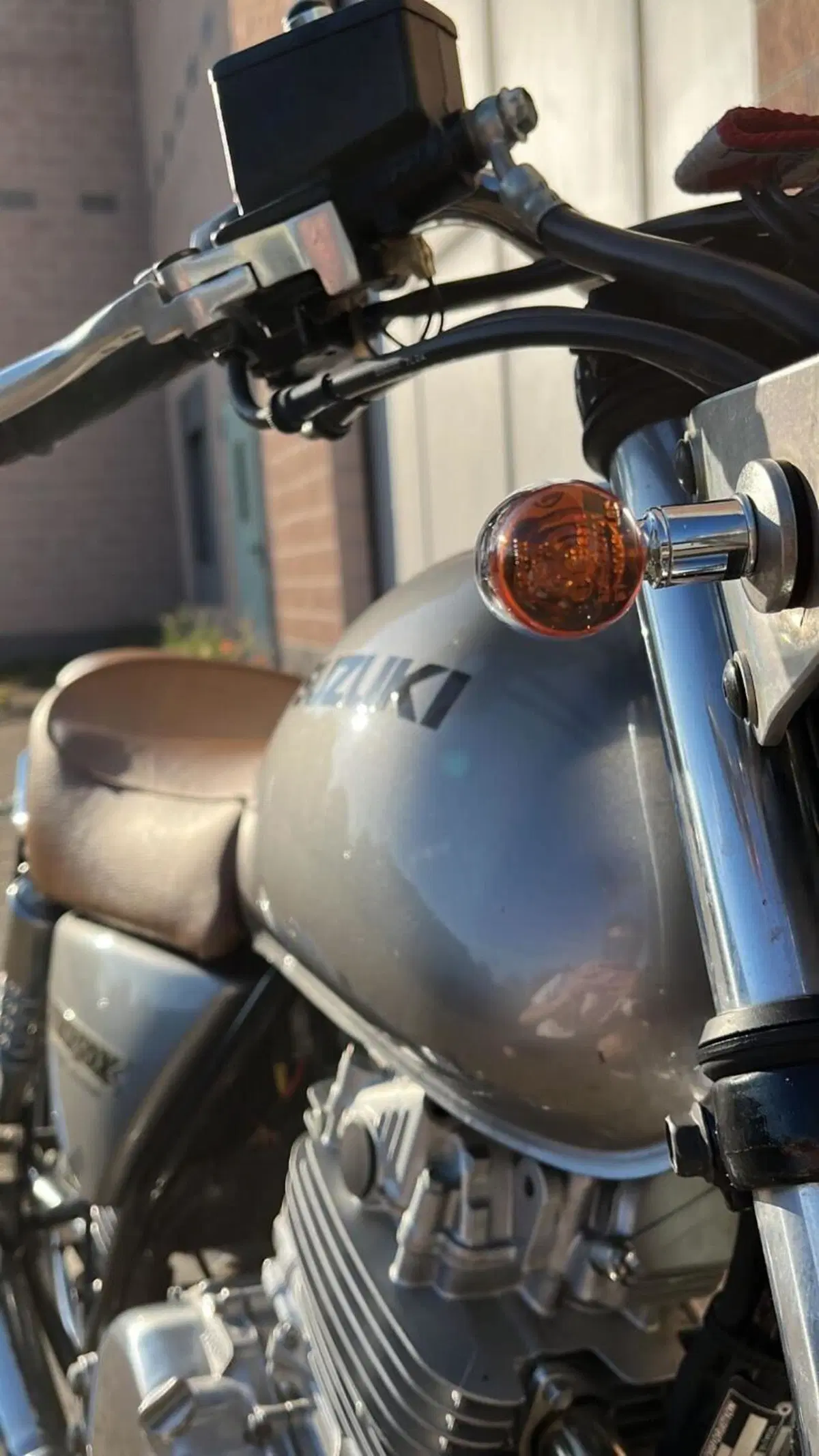 Suzuki TU 250 XX Super Classic (1996 - 00) (4)