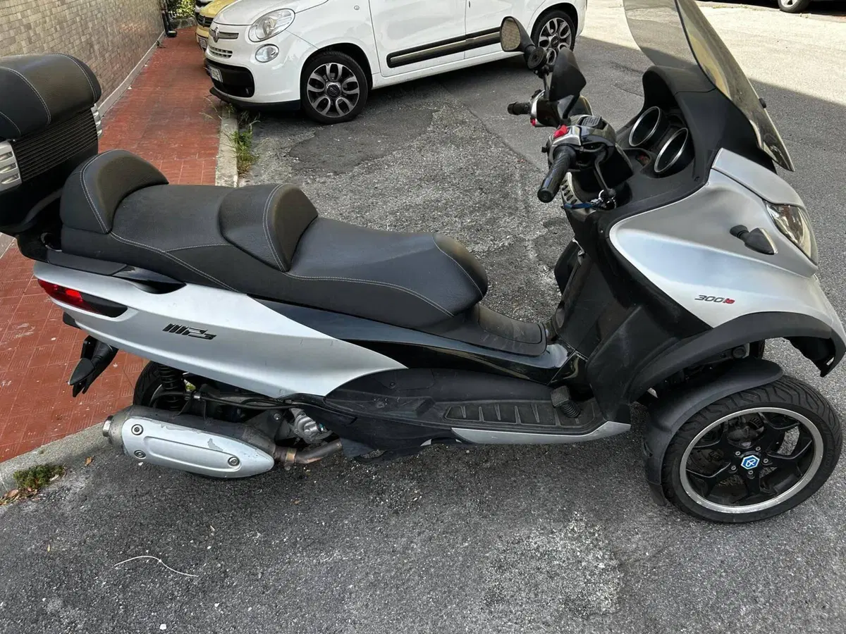 Piaggio Mp3 300 ie Sport LT ABS (2014 - 16) (3)