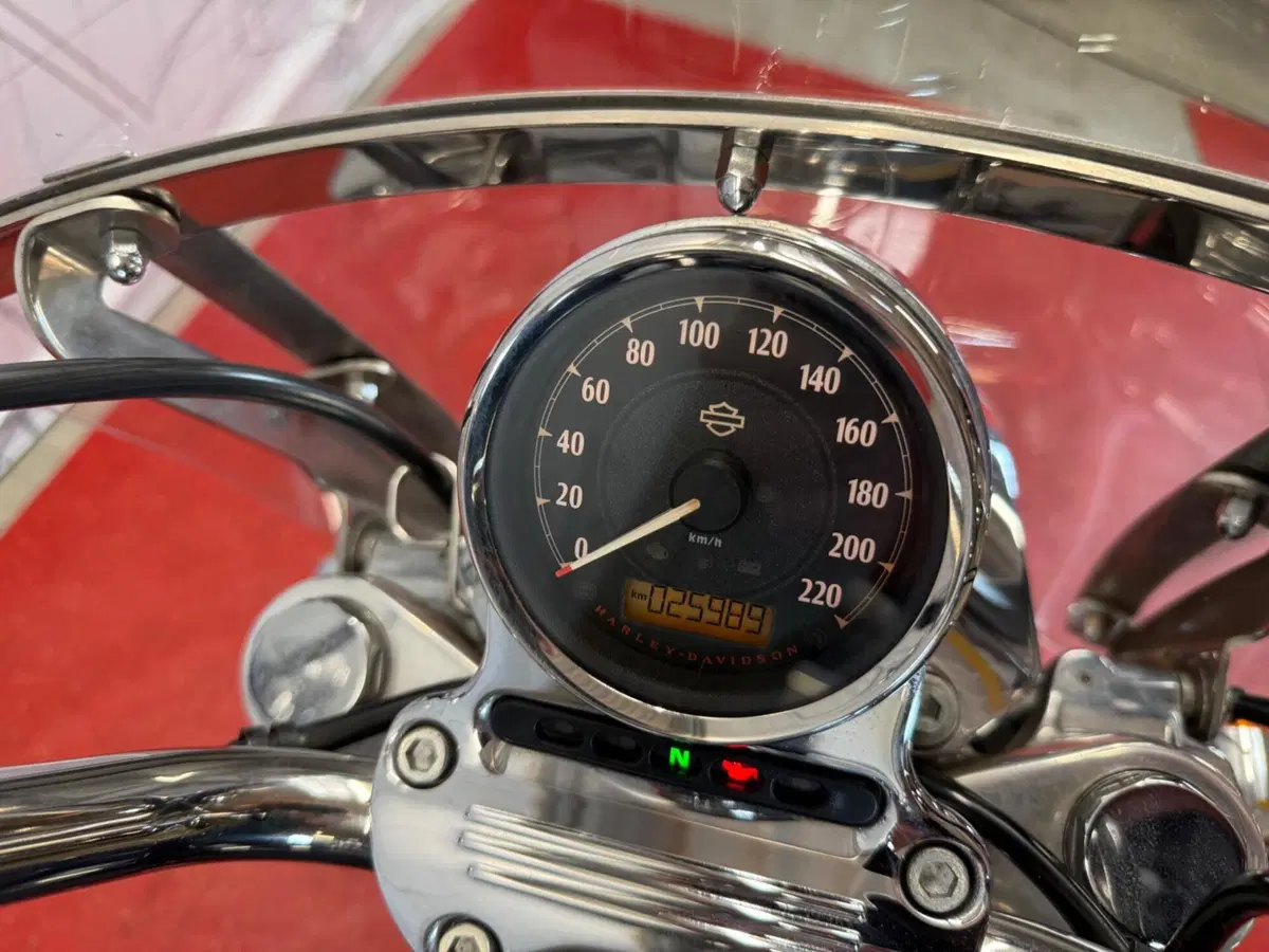 Harley-Davidson 1200 SuperLow (2014 - 16) - XL 1200T (7)
