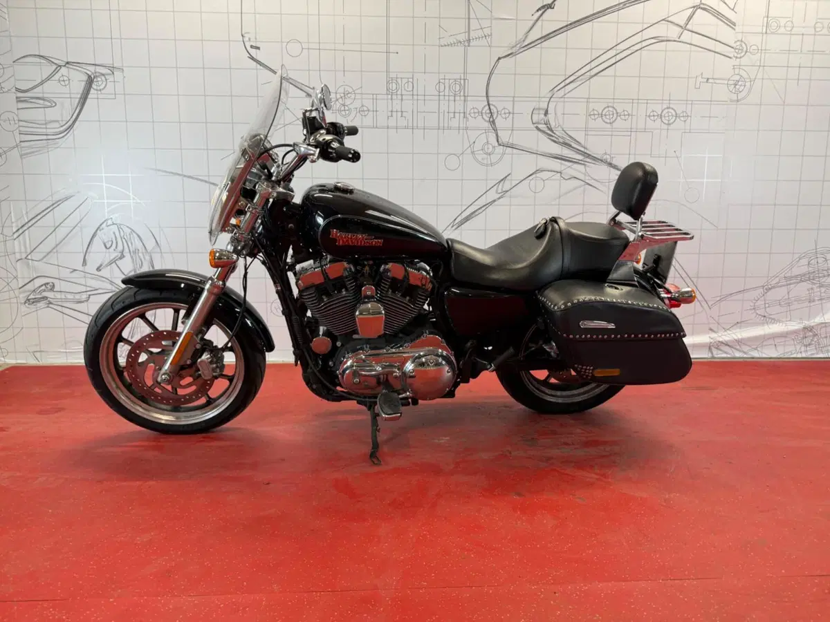 Harley-Davidson 1200 SuperLow (2014 - 16) - XL 1200T (4)